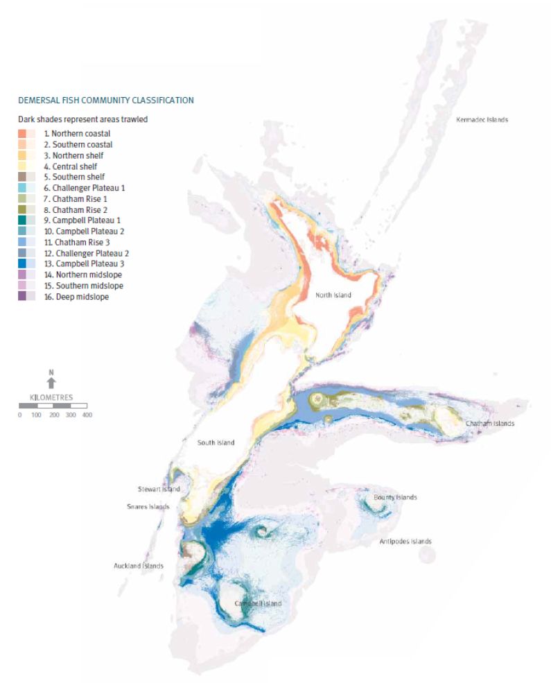 A map of New Zealand and its coasts, showing the area trawled by class in the demersal fish community classification, in 1990 to 2005.
